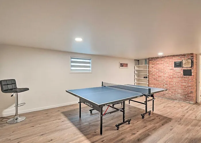 2-Acre Farmhouse In Redmond W/ Deck & Grill!
